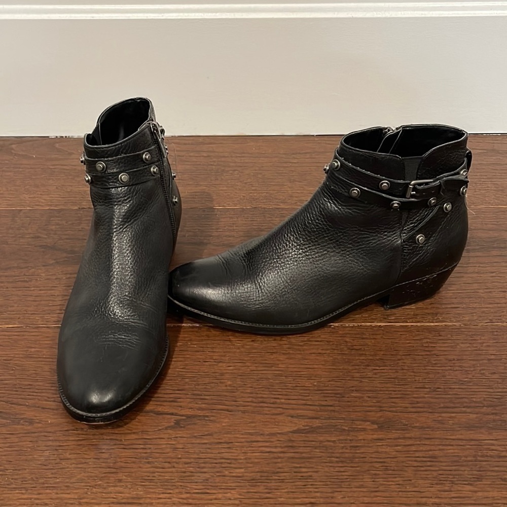 HALOGEN Black Women’s Booties Size 8.5